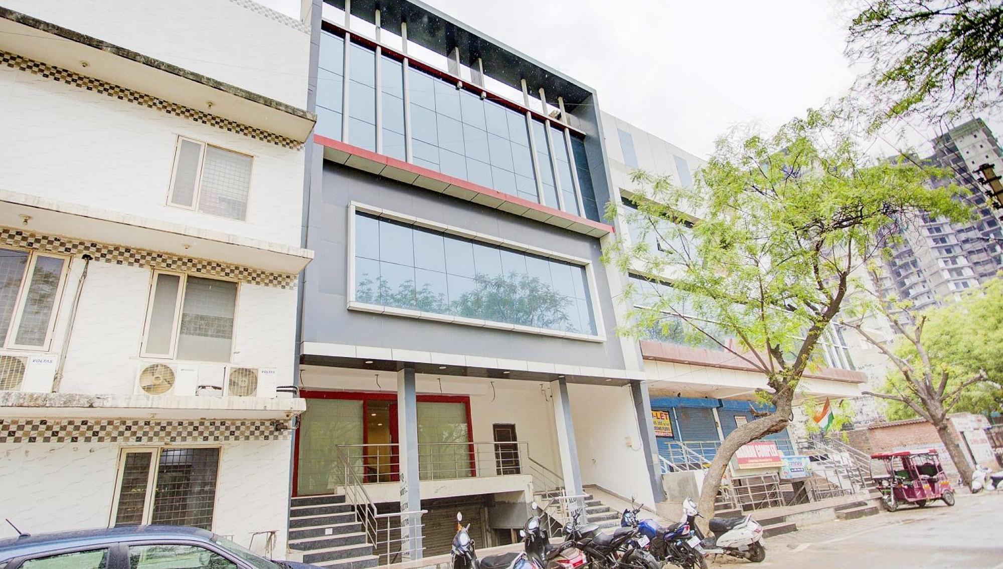 Townhouse Townhouse Atal Chowk Indirapuram 加济阿巴德 外观 照片